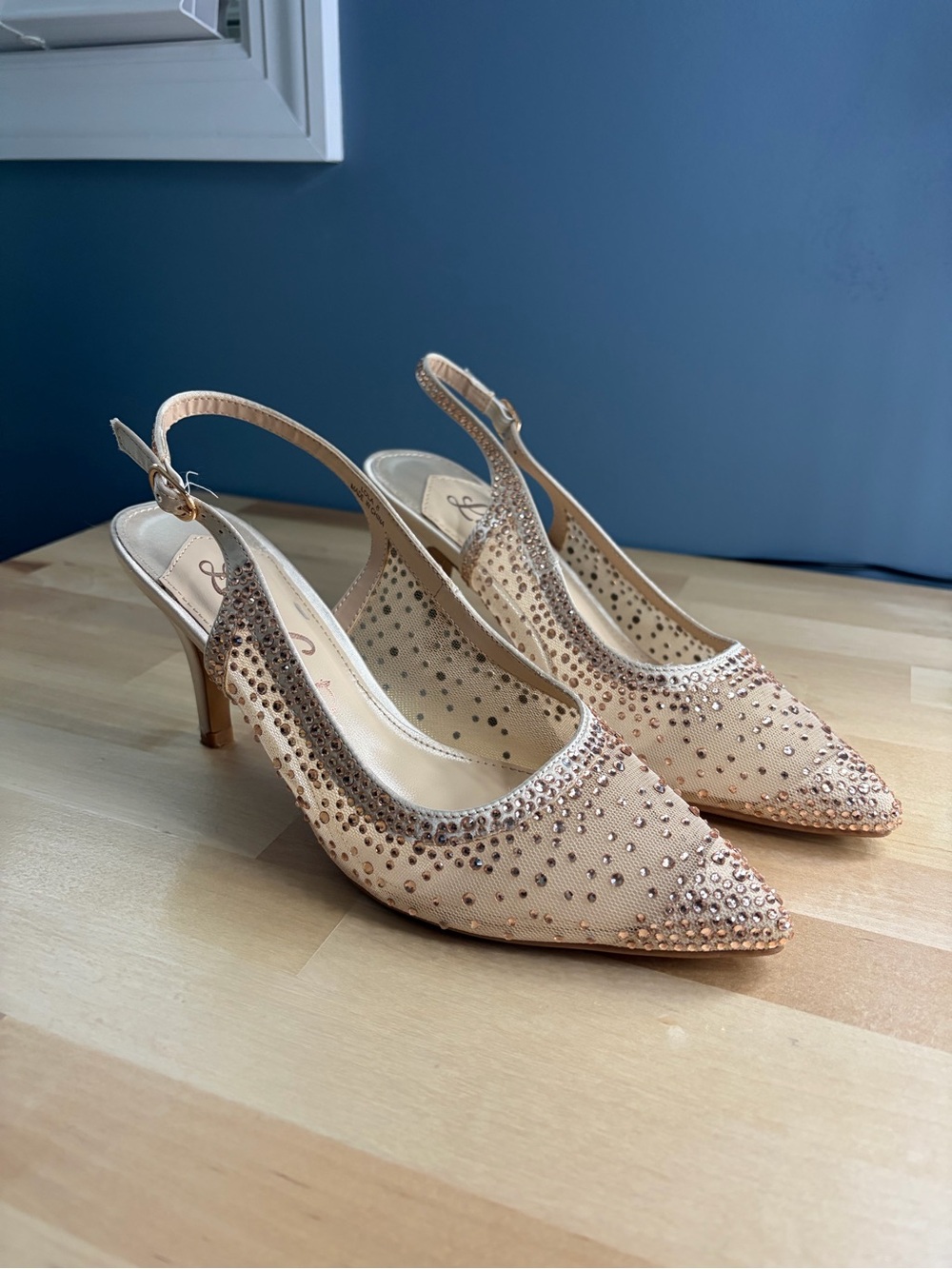 Lady Couture Lola Pump Rose Gold Size 8
